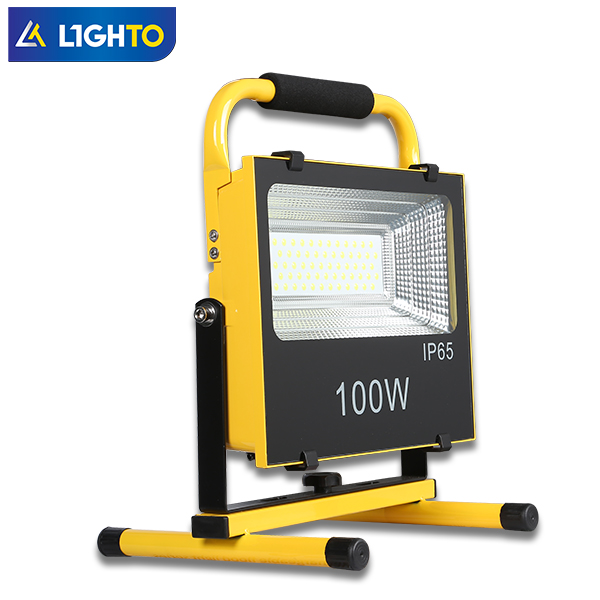 ไฟสปอร์ตไลท์-LIGHTO-LED Floodlight-Recharge Camp-100W - Image 2
